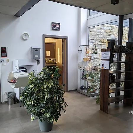 ファームステイ Le Fagotin - Youth ストゥモン